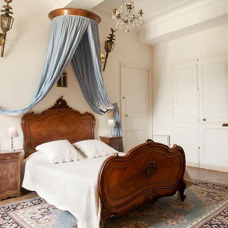 Chateau De Fleury La Foret Bed and Breakfast Igoville Exterior foto
