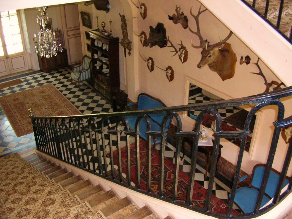 Chateau De Fleury La Foret Bed and Breakfast Igoville Exterior foto