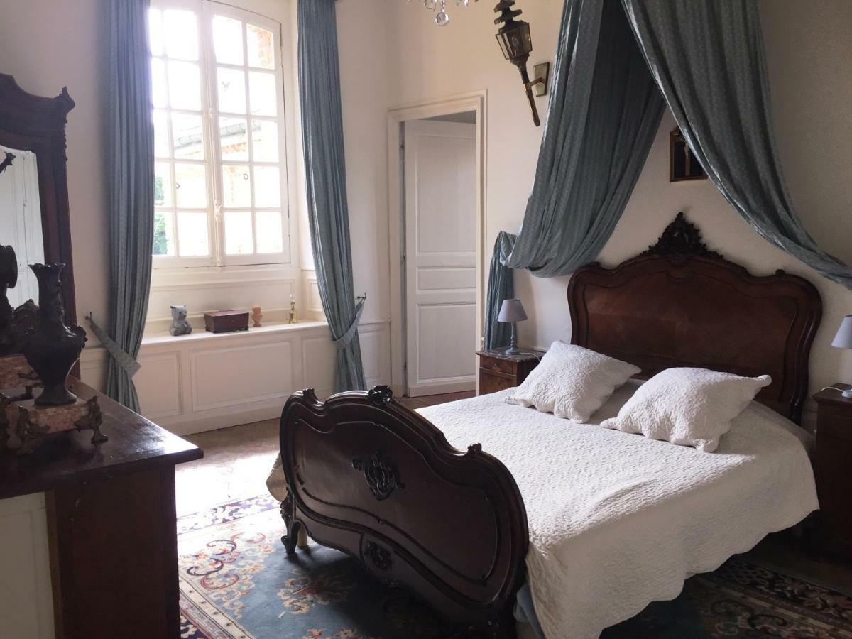 Chateau De Fleury La Foret Bed and Breakfast Igoville Exterior foto